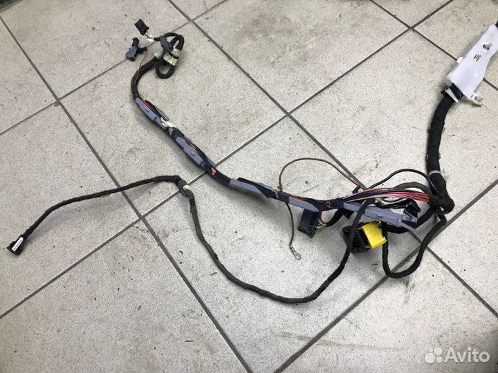 Проводка салонная Opel Zafira B 1.8 Z18XER 2011