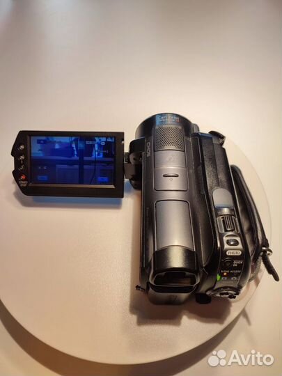 Видеокамера Sony HDR-SR11E