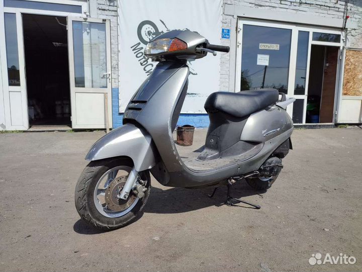 Honda lead 50