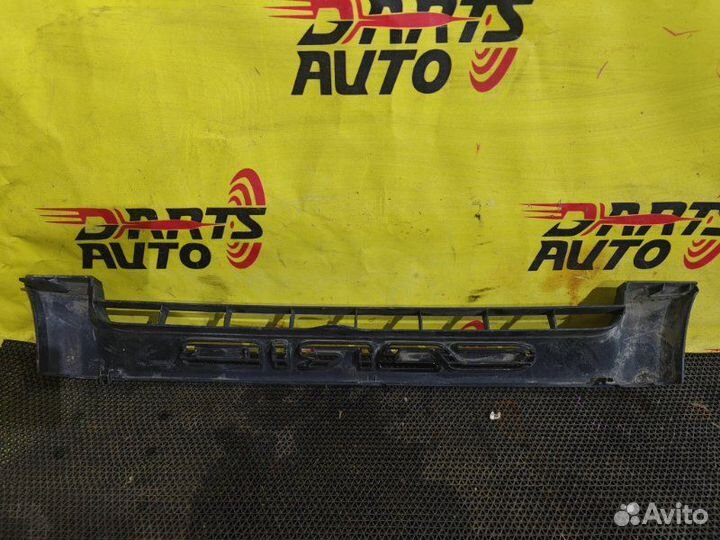 Решетка радиатора Toyota Sprinter Carib AE115