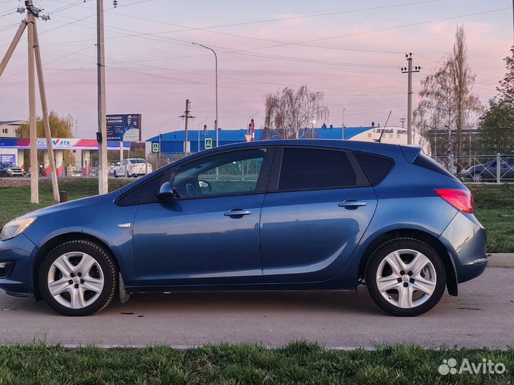 Opel Astra 1.4 AT, 2013, 133 580 км