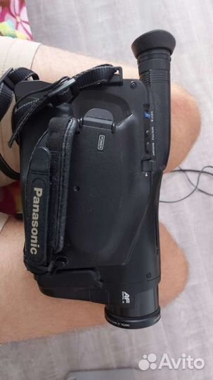 Видеокамера Panasonic RX 10