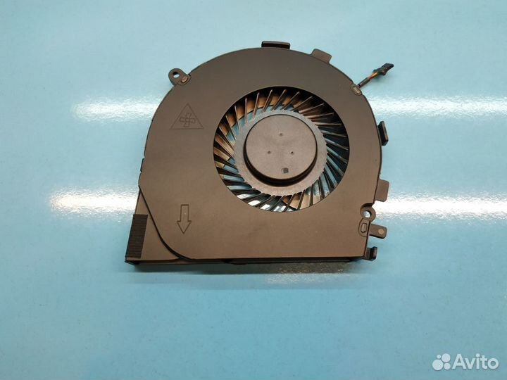 Кулер для ноутбука HP Pavilion 17-N