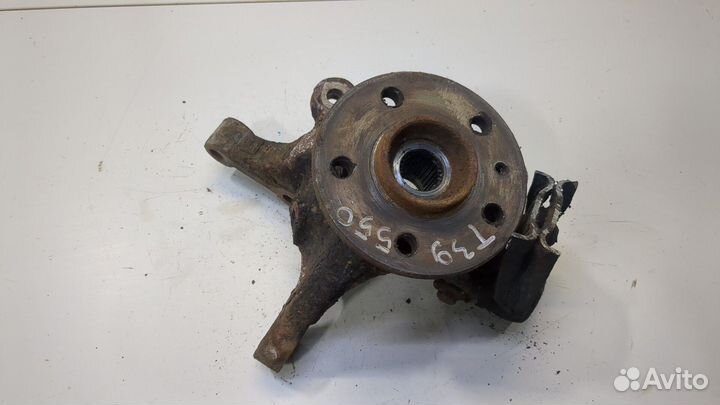 Ступица (кулак, цапфа) Mercedes Vito W638, 2002