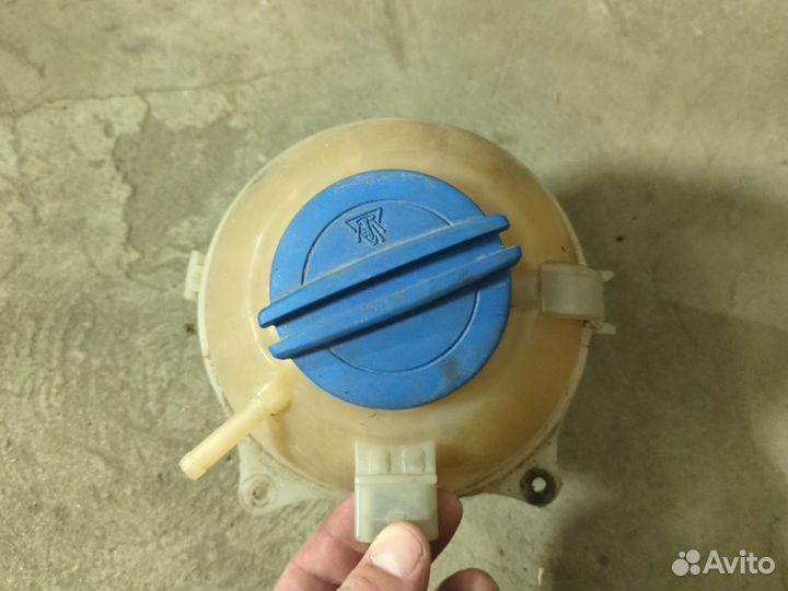 Расширительный бачок VAG