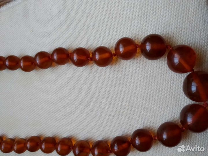 Янтарные бусы СССР