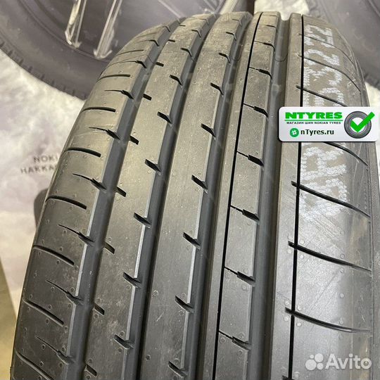 Yokohama BluEarth-XT AE61 235/60 R18 103W