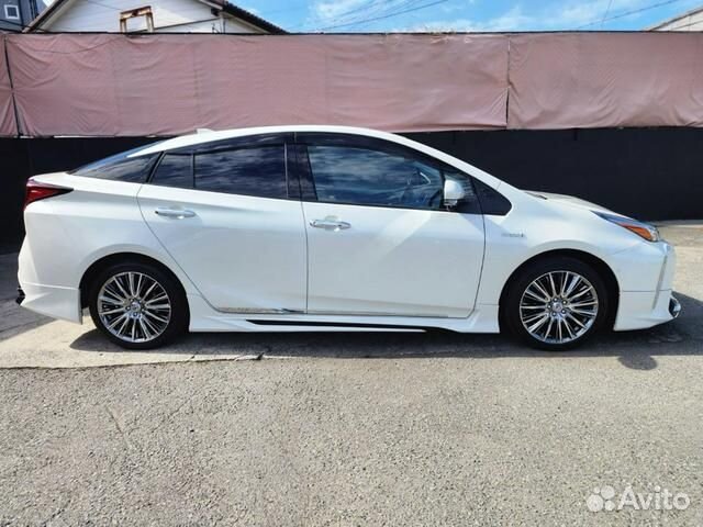 Toyota Prius 1.8 AT, 2019, 27 000 км