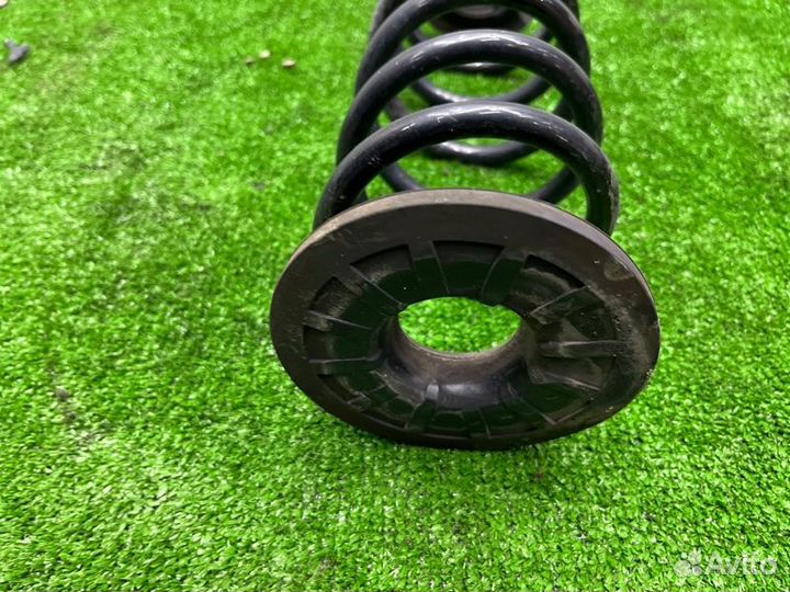 Пружина амортизатора задняя Kia Rio 4 седан 1.6