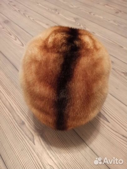 Кепка берет норковая