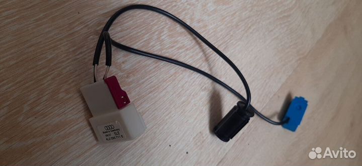 Микрофон громкой связи Audi A6 C6 4F2