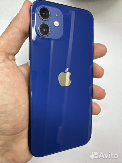 iPhone 12, 64 ГБ