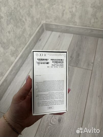 Коробка для айфона