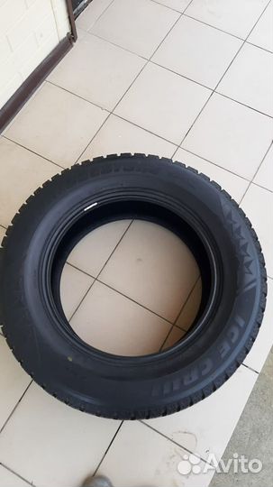 Bridgestone Ice Cruiser 7000 265/60 R18