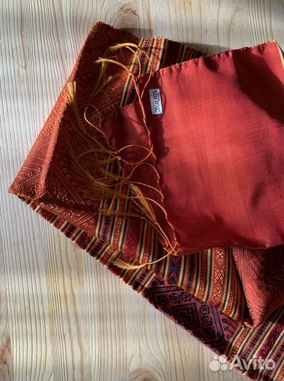 Шелковый палантин