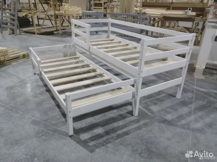 Детская кровать двуспальная Софа 2. Массив сосны