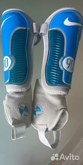 Щитки футбольные nike