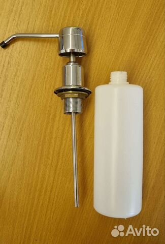Дозатор для моющего средства на кухонную раковину