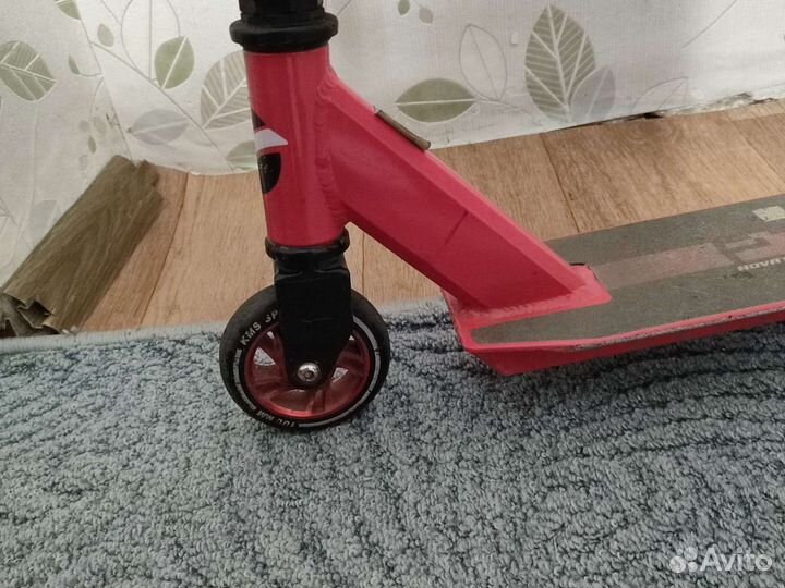 Трюковой самокат Novatrack custom