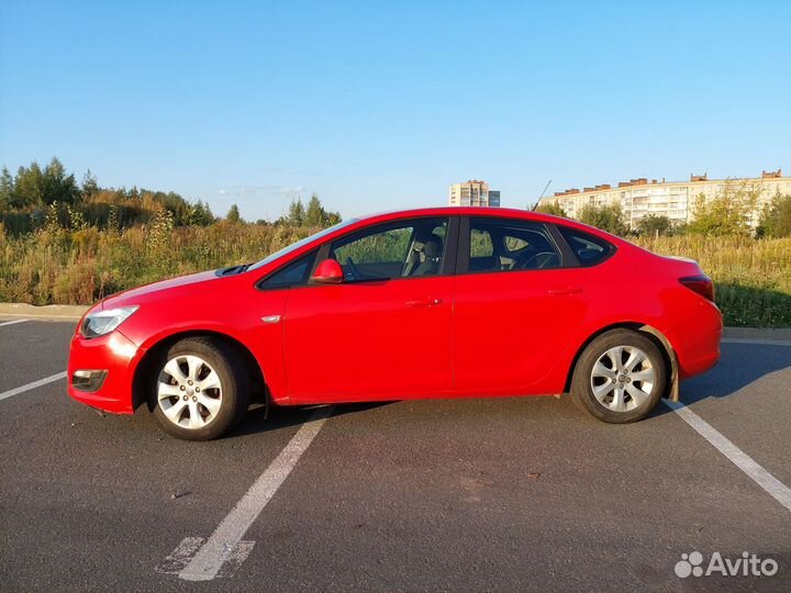 Opel Astra 1.6 МТ, 2013, 172 000 км