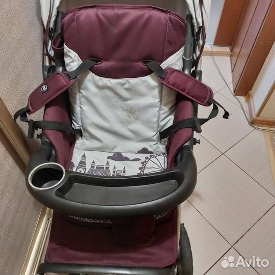Прогулочная коляска