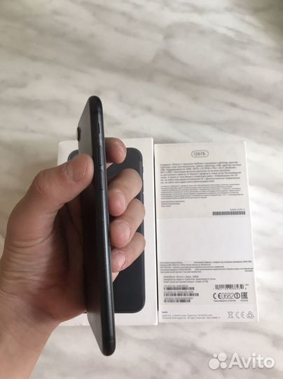 iPhone 7, 128 ГБ