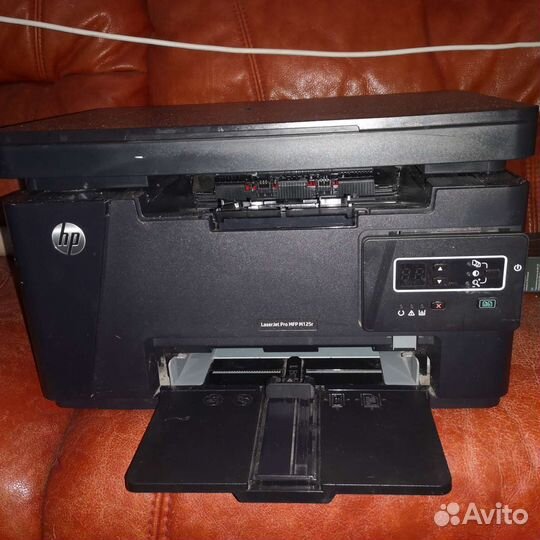 Продам мфу HP Laserjet Pro MFP M125r