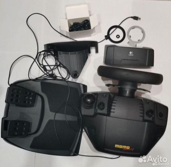 Руль Logitech momo racing 900