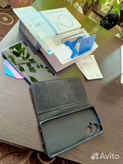 Телефон tecno camon 19 pro