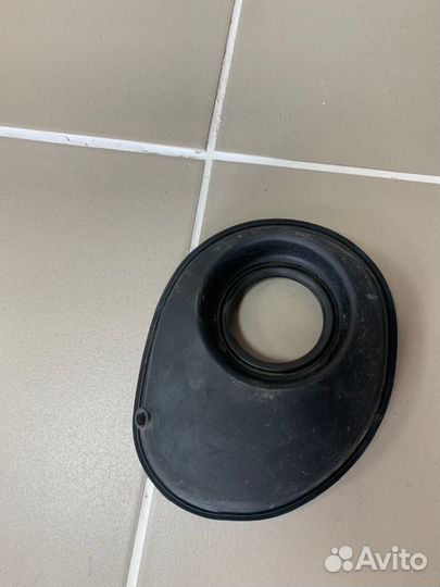 Уплотнитель Skoda Octavia A7 A7 cjsa 1.8 2013