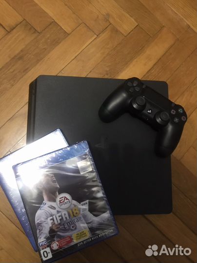 Sony playstation 4 PS4 slim 1tb