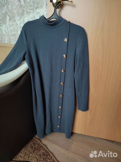 Платье женское 44 46