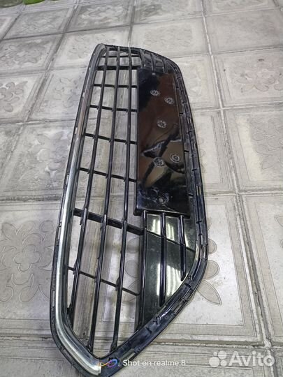 Решетка бампера на Ford Mondeo 4,рестайлинг