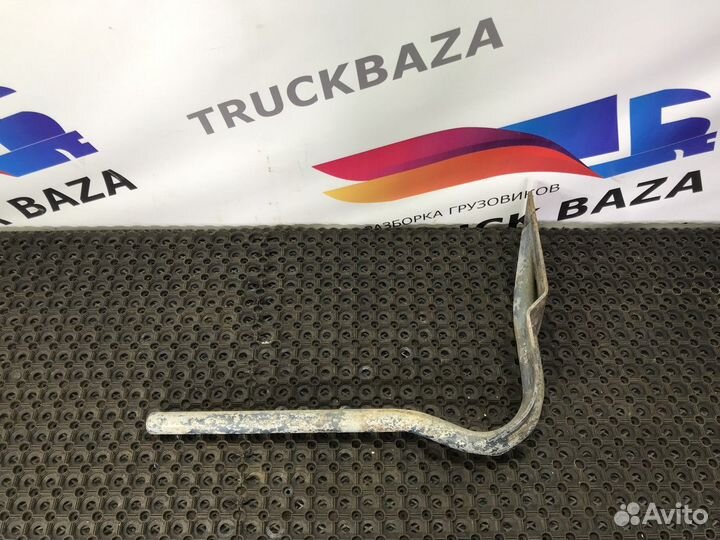 Кронштейн переднего крыла левый Volvo F