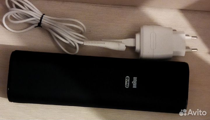 Электрическая зубная щетка braun oral b