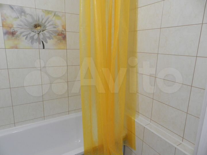 2-к. квартира, 42 м², 3/9 эт.