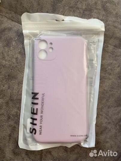 Чехол на iPhone 11