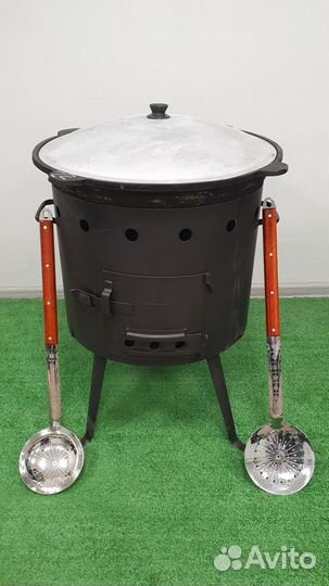 Чугунные казаны из Узбекистана с клеймом полумесяц