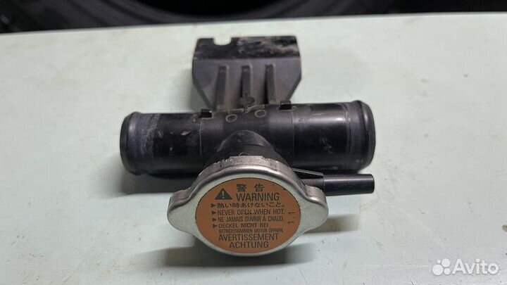 Грловина радиатора mitsubishi