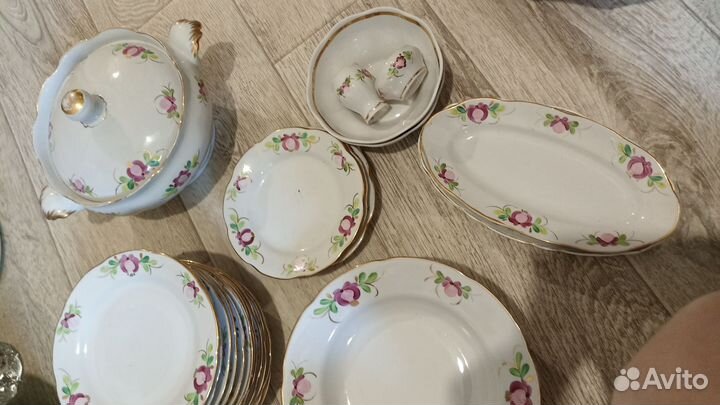 Сервиз столовый