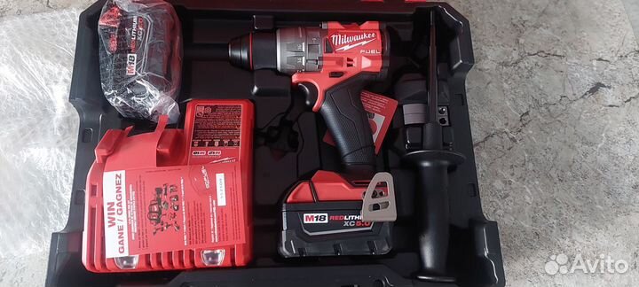 Шуруповерт Milwaukee M18 Fuel 2904-22