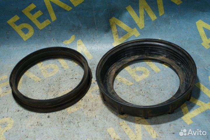 Гайка кольцо бака Opel omega B