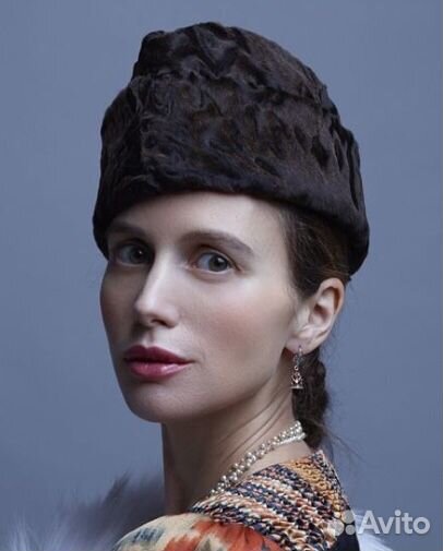 Каракулевая шапка-пилотка