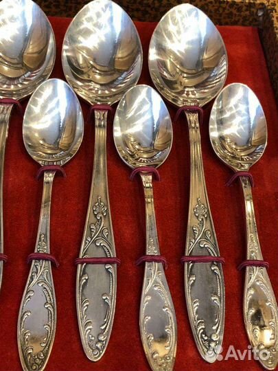 Набор столовых приборов мельхиор