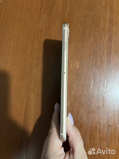 iPhone 8 Plus, 64 ГБ