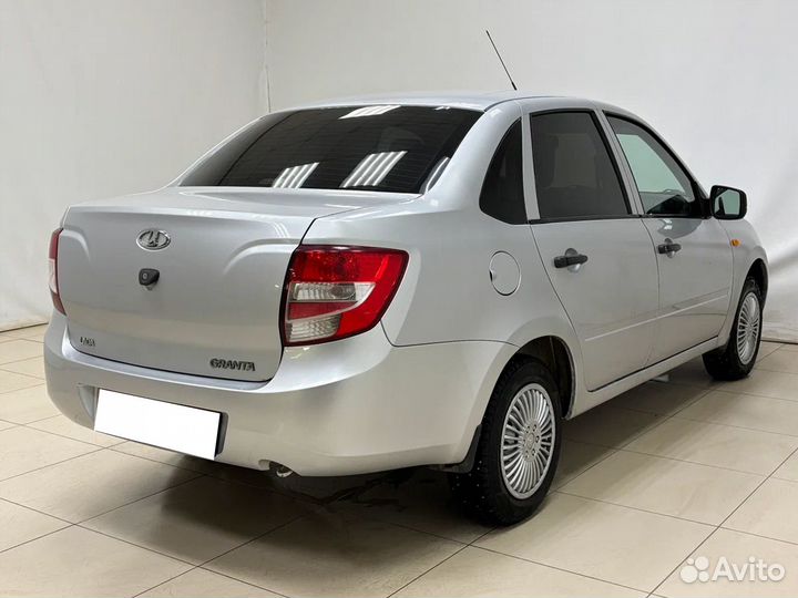 LADA Granta 1.6 МТ, 2015, 225 000 км