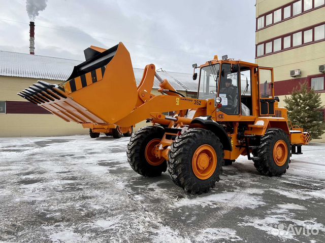 Фронтальный погрузчик Амкодор 352, 2022