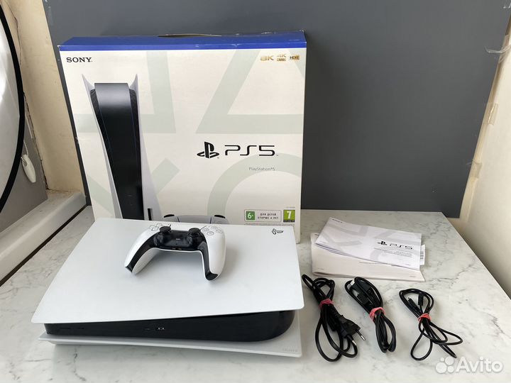 Игровая консоль Sony Playstation 5 (CFI-1008A)