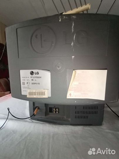 Телевизор цветной LG Flatron