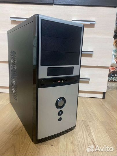 Компьютер